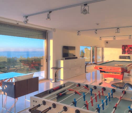 Villa White Queen 13