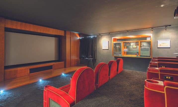 Villa White Queen 14