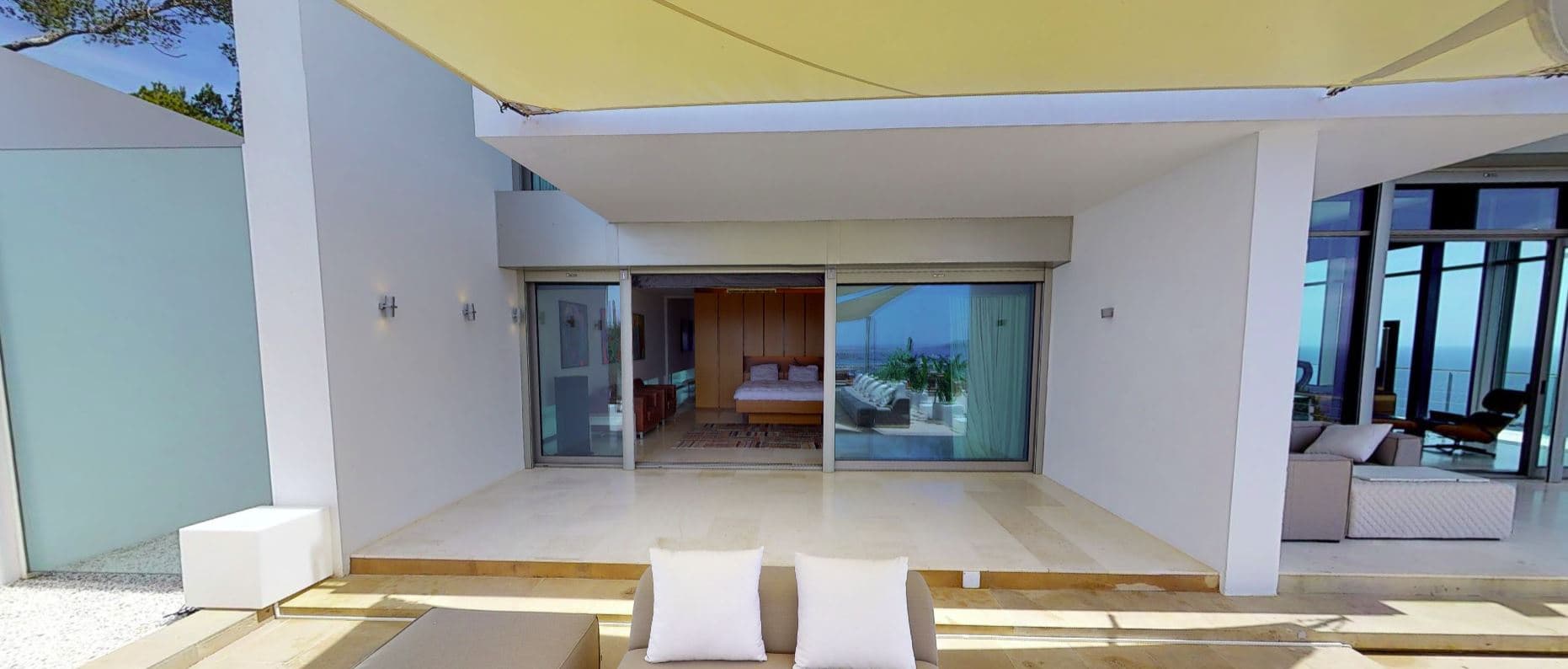 Villa White Queen 17